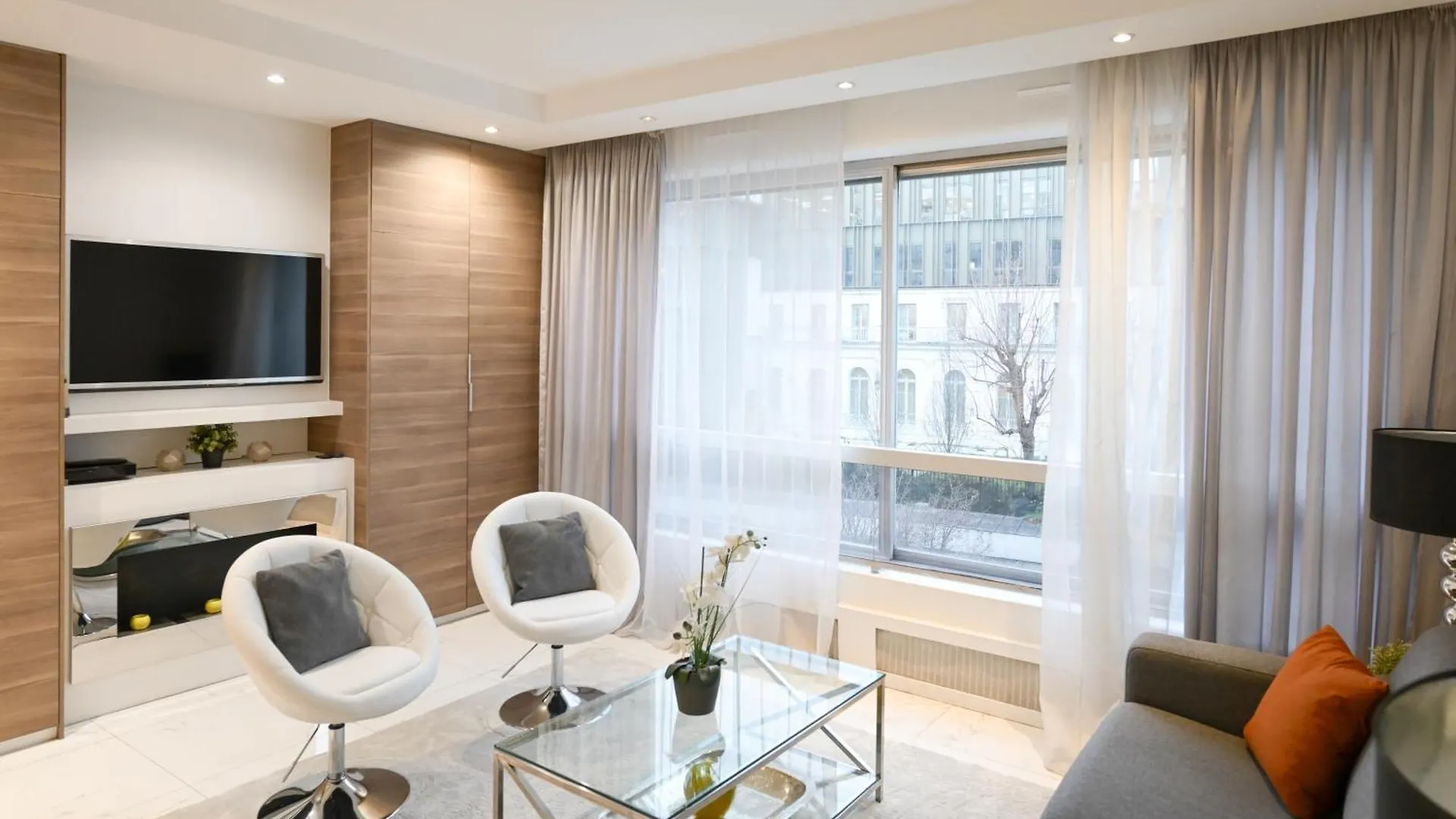 Modern & Peaceful 1Bd Apt By Champs-Elysees With Ac contacts