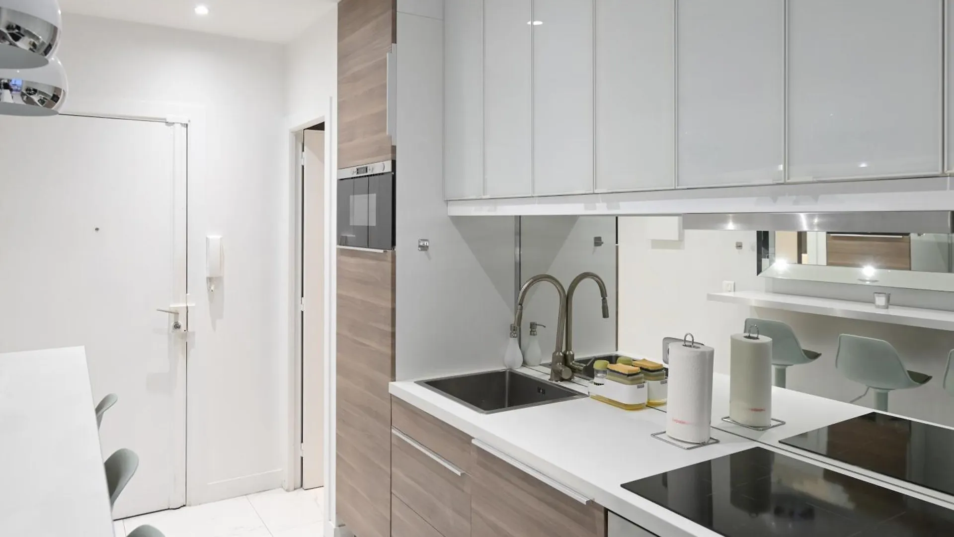 Modern & Peaceful 1Bd Apt By Champs-Elysees With Ac Paris Apartment